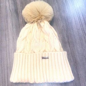 Ann Klein Cream Knit Beanie with Pom Pom
